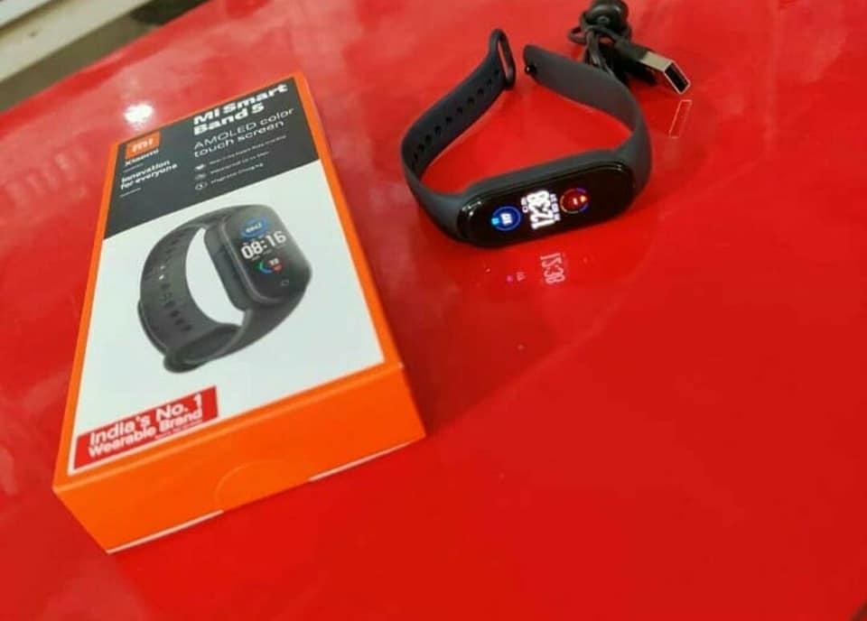 Xiaomi Mi Smart Band 5